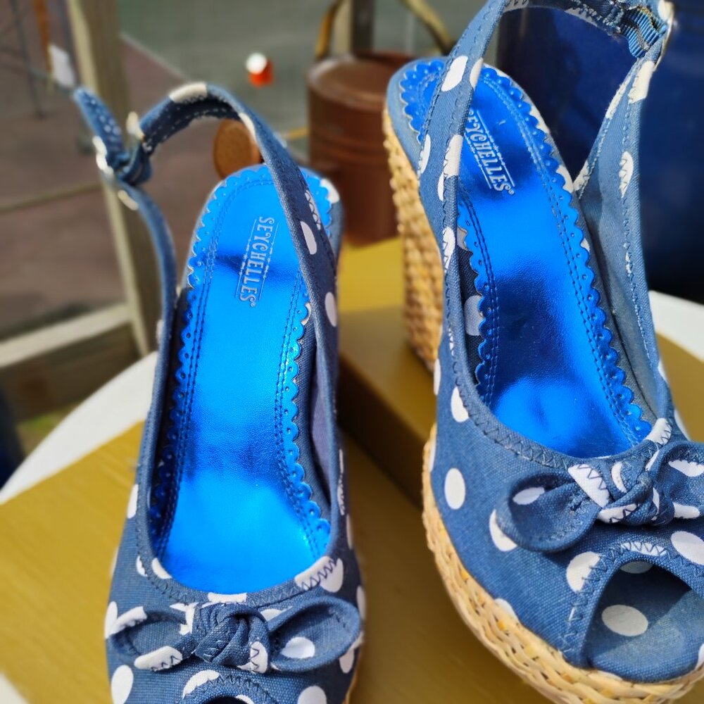 Seychelles “PS I Love You” Blue Polka Dot Wedges (Size 7) - Picture 3 of 4